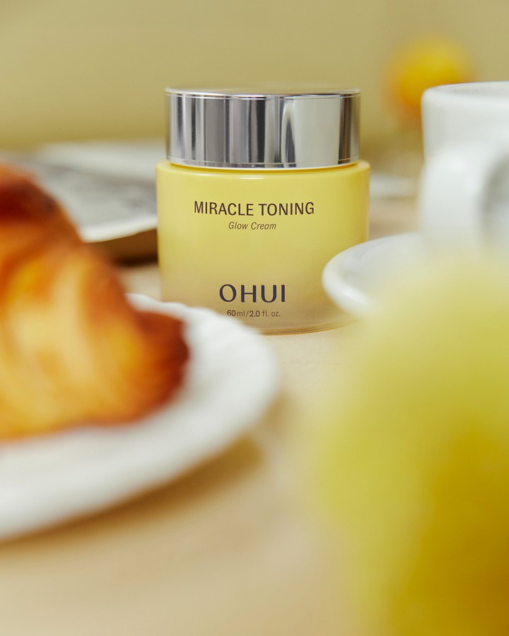  Ohui Miracle Toning Glow cream 60ml