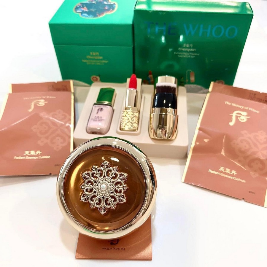 Bộ Phấn nước Whoo Radiant Essence